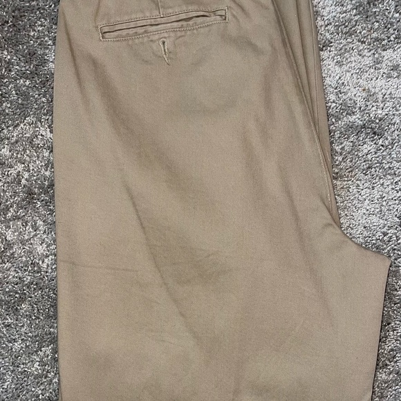 Mens Tommy Hilfiger Khakis in EUC - Size 34/ 30 - Picture 12 of 12